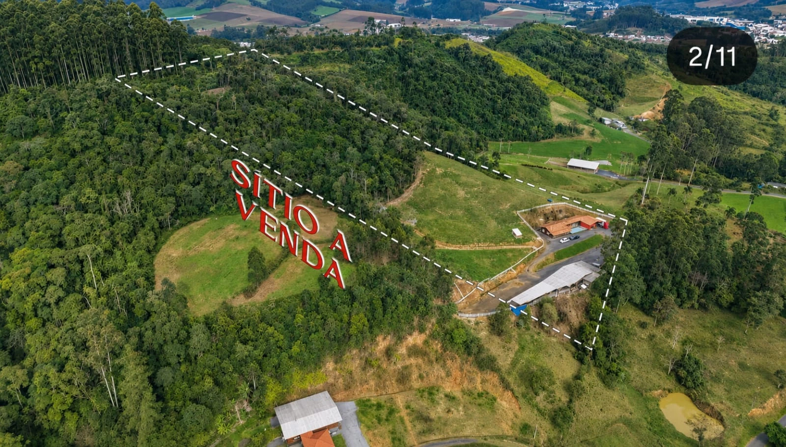 Vista aérea com demarcação de referência do imóvel