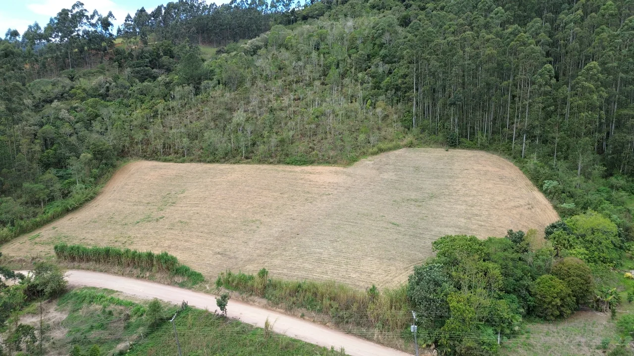 Vista da área aberta em Alto Rio Novo, Apiúna/SC