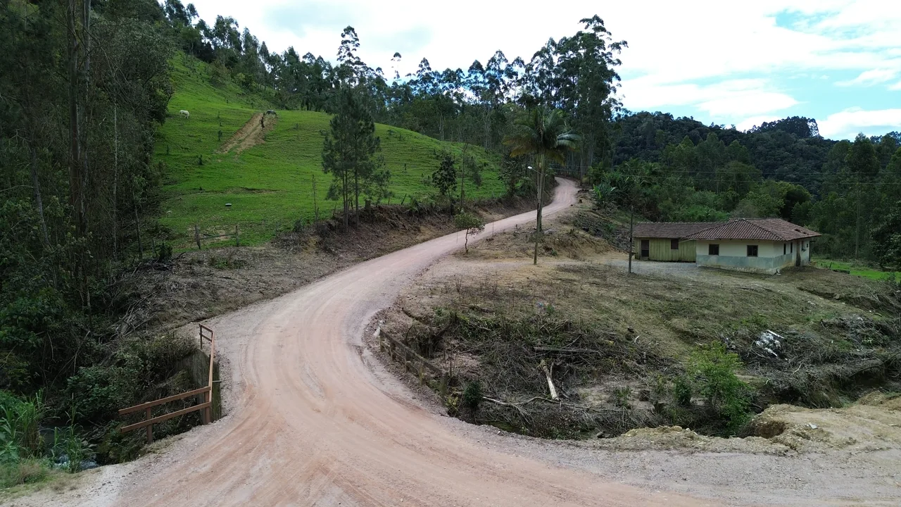 Acesso e paisagem em Alto Rio Novo, Apiúna/SC